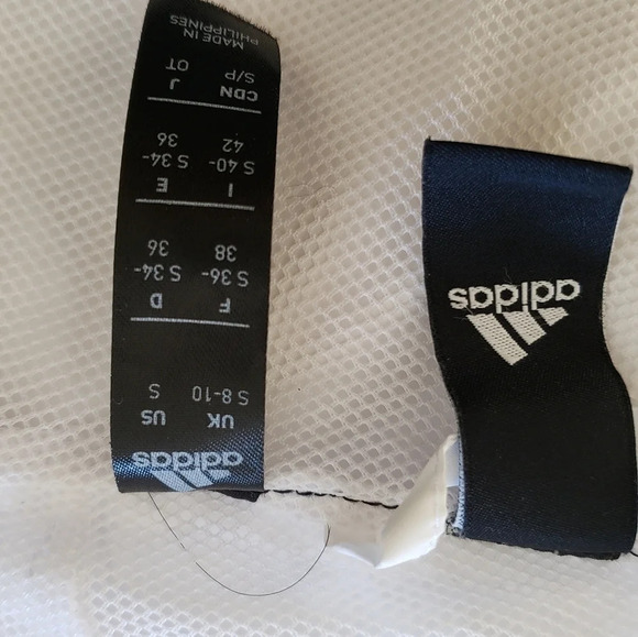 Adidas windbreaker size Small - Picture 4 of 5
